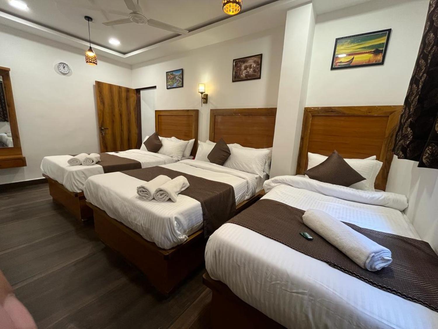 C P Cottage Resort Mahābaleshwar Exteriér fotografie