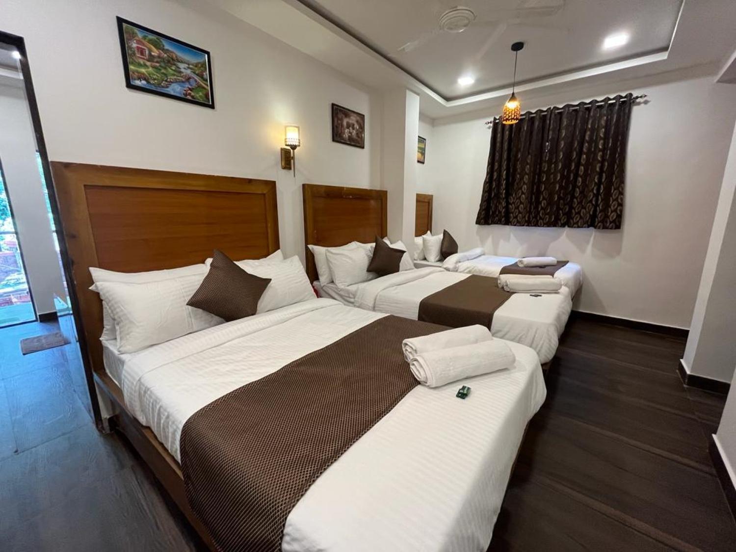 C P Cottage Resort Mahābaleshwar Exteriér fotografie