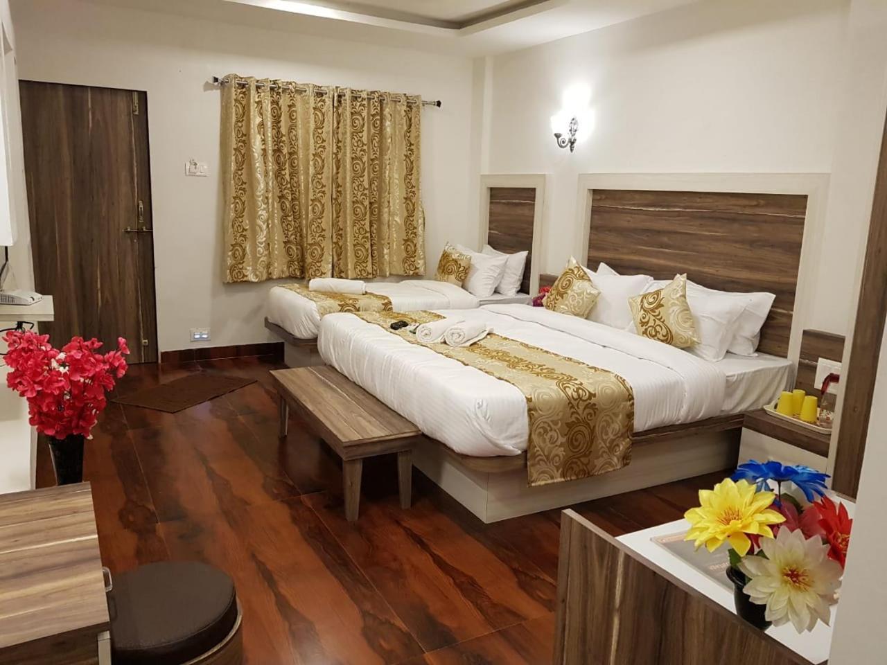 C P Cottage Resort Mahābaleshwar Exteriér fotografie