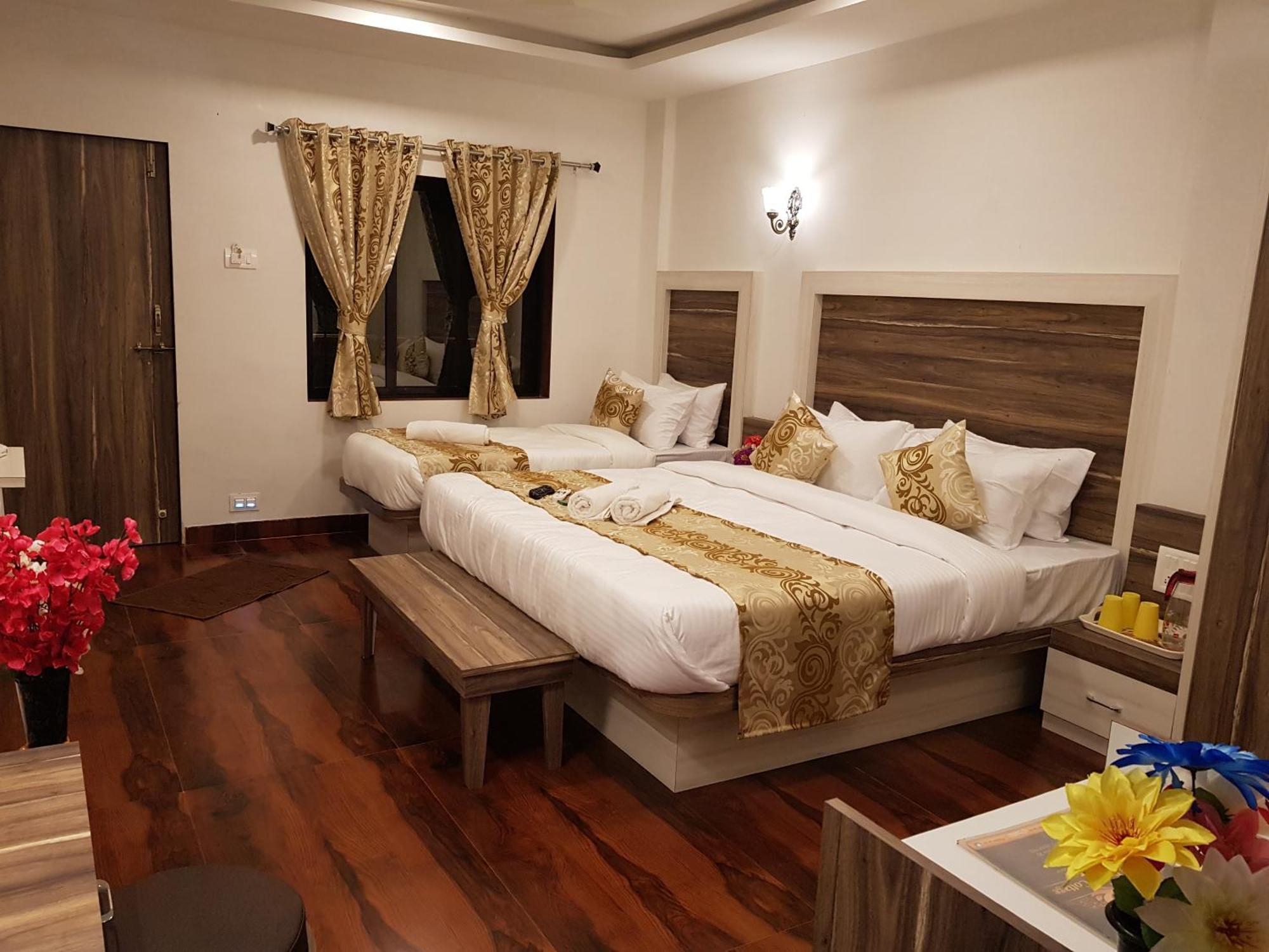 C P Cottage Resort Mahābaleshwar Exteriér fotografie