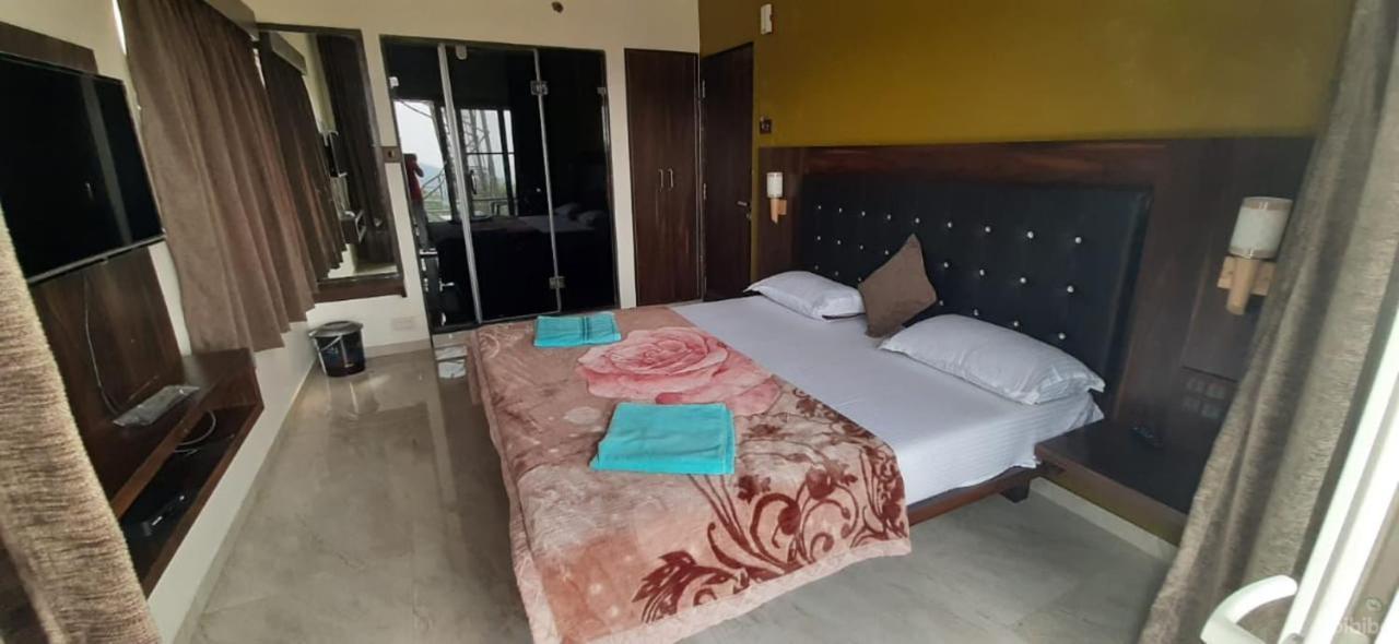 C P Cottage Resort Mahābaleshwar Exteriér fotografie